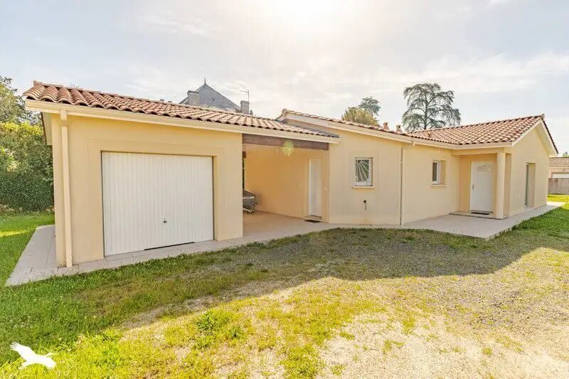 Maison à vendre, 99m², Béguey