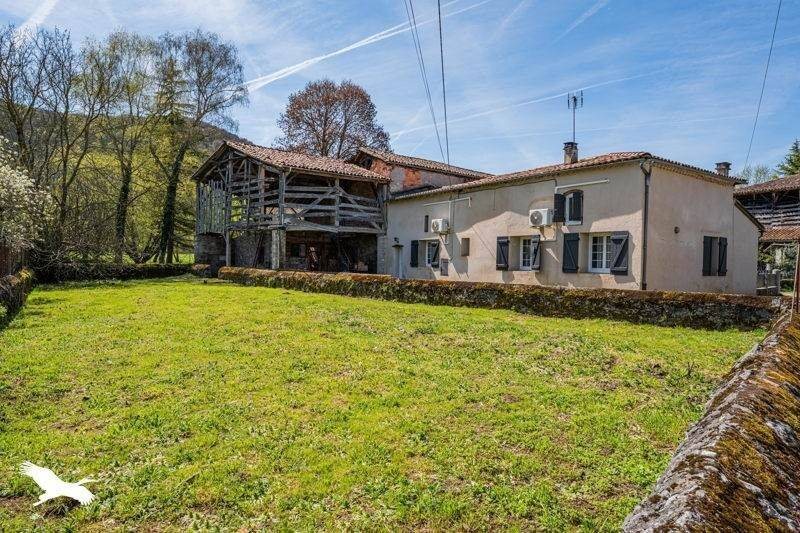 Maison à vendre, 148m², Saleich