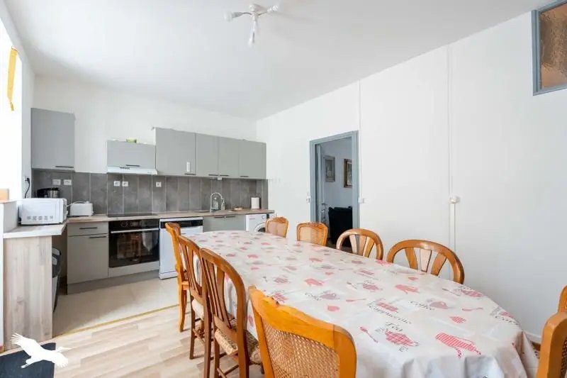 Maison à vendre, 160m², Mirambeau