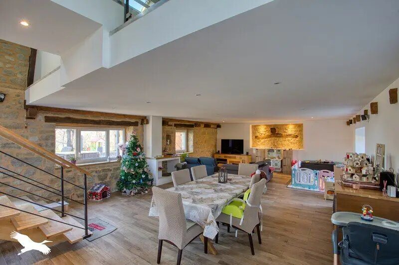 Maison à vendre, 194m², Végennes