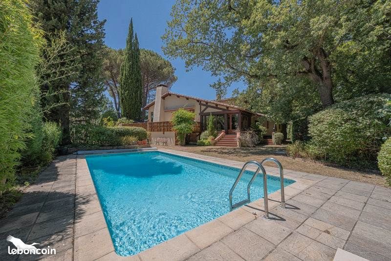 Maison à vendre, 188m², La Salvetat-Saint-Gilles