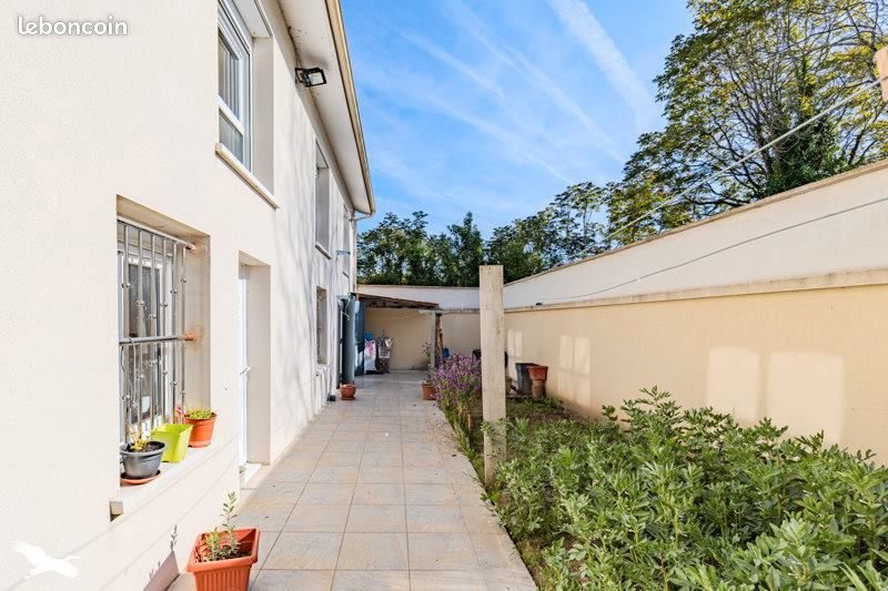 Maison à vendre, 170m², Castillon-la-Bataille