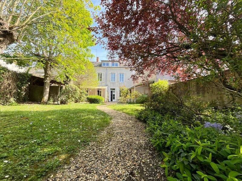 Maison à vendre, 225m², Bourges