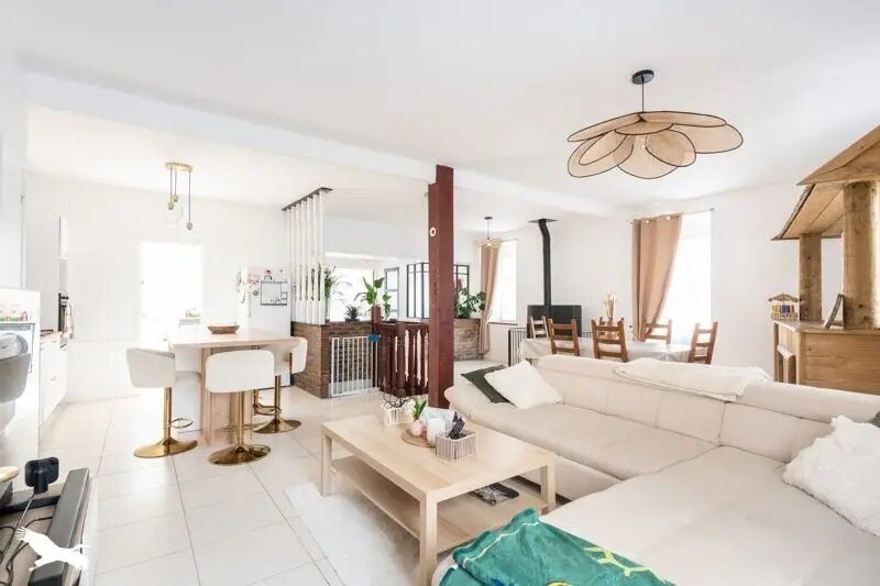 Maison à vendre, 131m², Landivisiau
