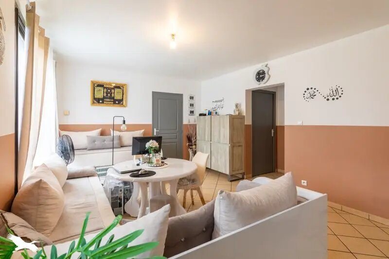 Maison à vendre, 100m², Saint-Hilaire-de-Lusignan