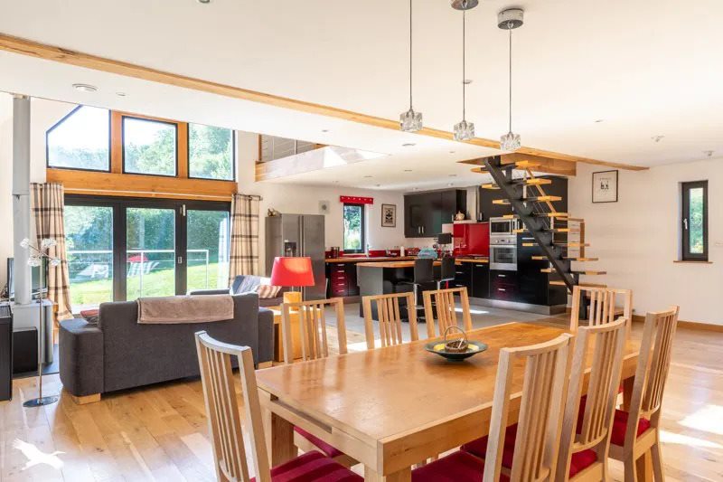 Maison à vendre, 180m², Cherveix-Cubas