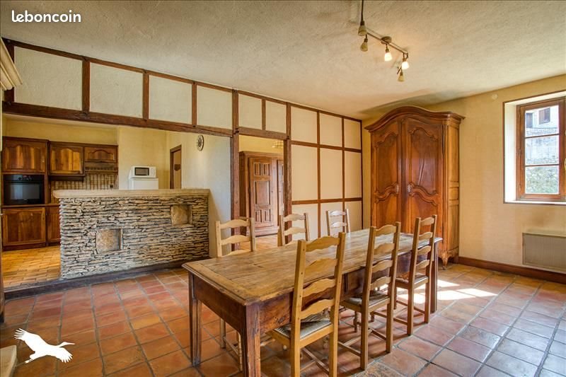 Maison à vendre, 102m², Carlux