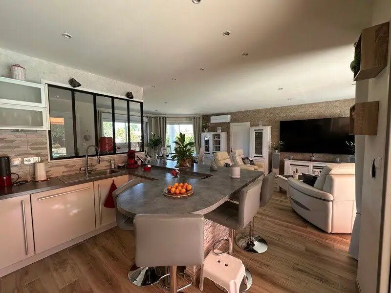 Maison à vendre, 105m², Les Peintures