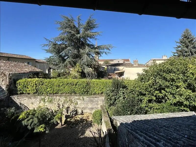 Maison à vendre, 220m², Gensac