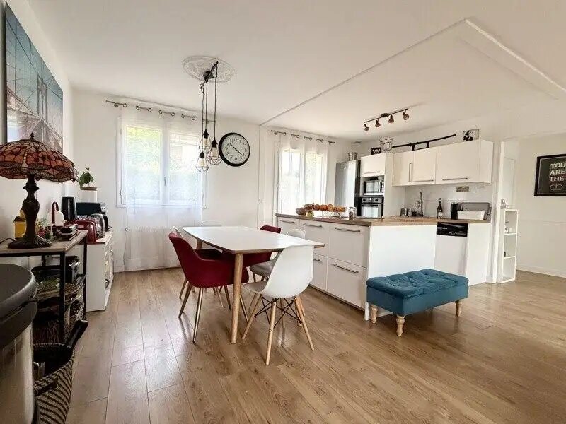 Maison à vendre, 120m², Beynes