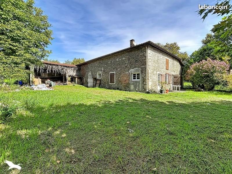 Maison à vendre, 95m², Saint-Pé-de-Léren