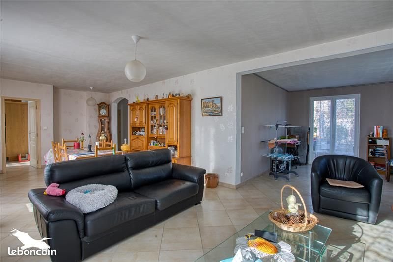 Maison à vendre, 155m², Terrasson-Lavilledieu