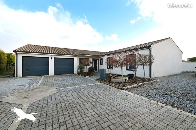 Maison à vendre, 140m², Genac