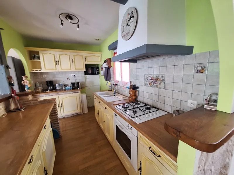 Maison à vendre, 157m², Désertines