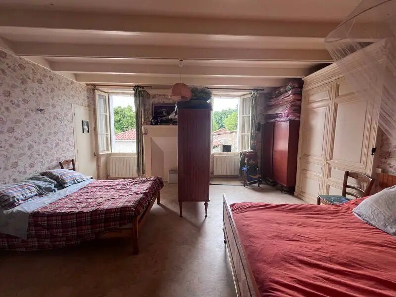 Maison à vendre, 113m², Montmoreau-Saint-Cybard