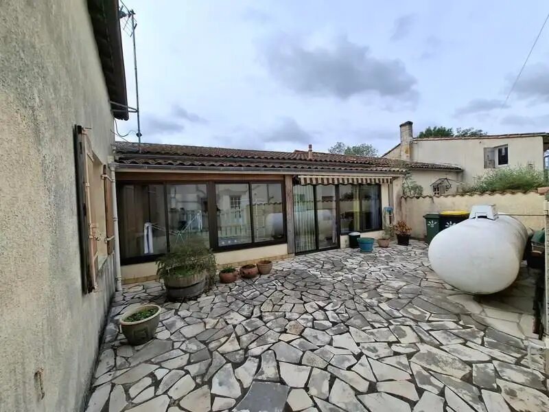 Maison à vendre, 99m², Saint-Estèphe