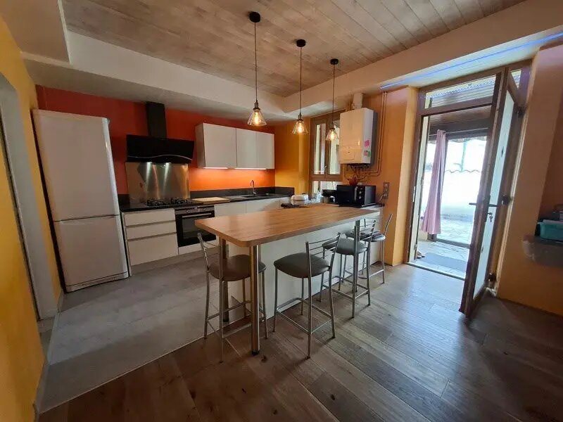 Maison à vendre, 99m², Saint-Estèphe