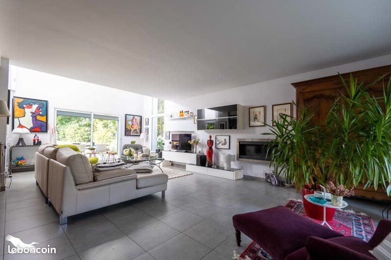 Maison à vendre, 205m², Mehun-sur-Yèvre
