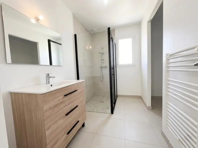 Maison à louer, 82m², Mirambeau
