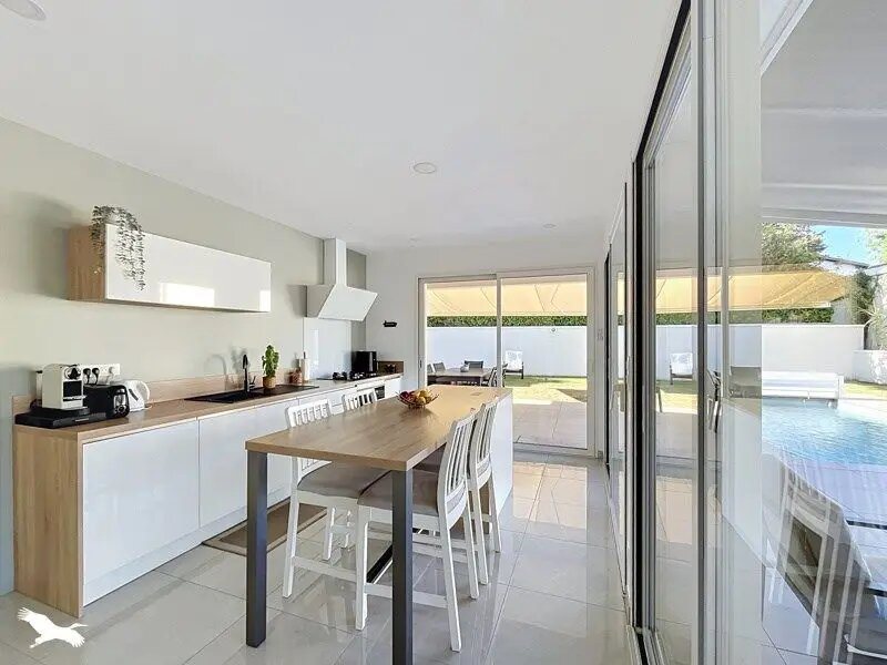 Maison à vendre, 157m², Sainte-Eulalie
