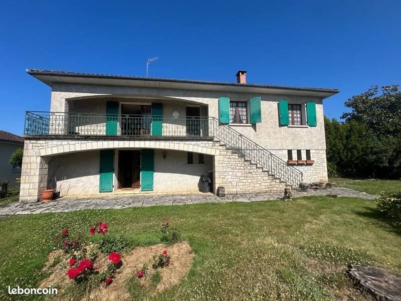 Maison à vendre, 153m², Assier