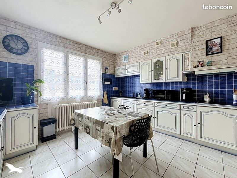 Maison à vendre, 95m², Guiscriff