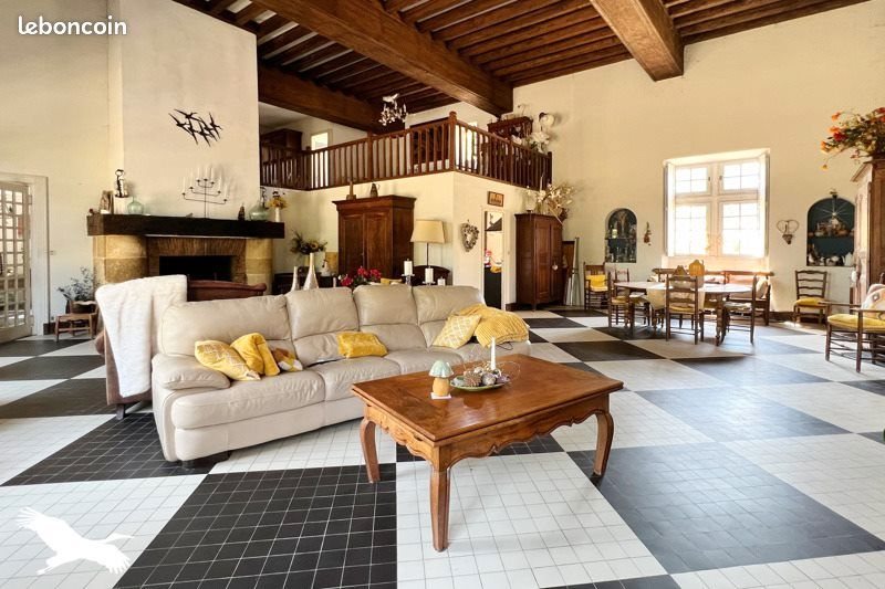 Maison à vendre, 288m², Confolens