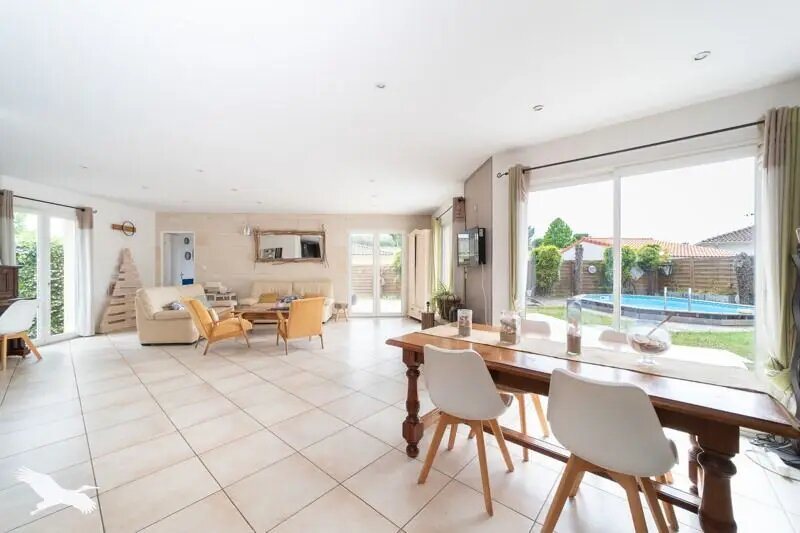Maison à vendre, 157m², Saint-André-de-Cubzac