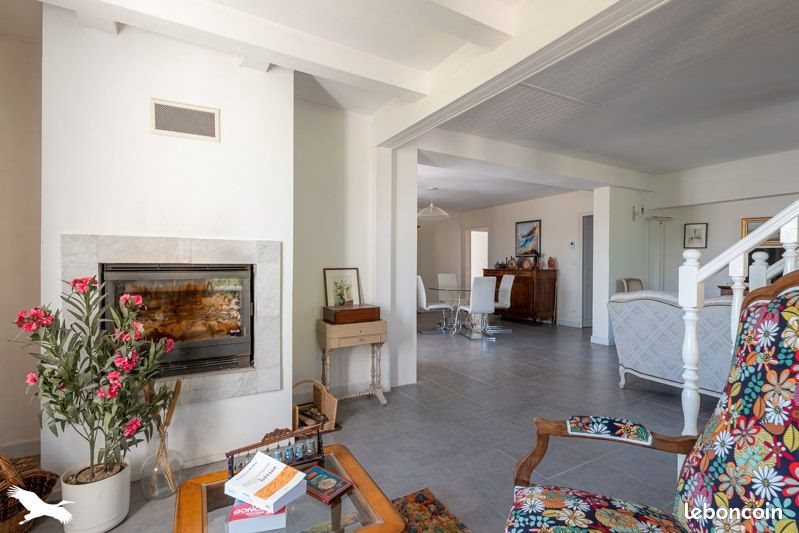 Maison à vendre, 242m², Saintes
