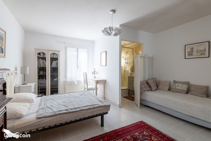 Maison à vendre, 242m², Saintes