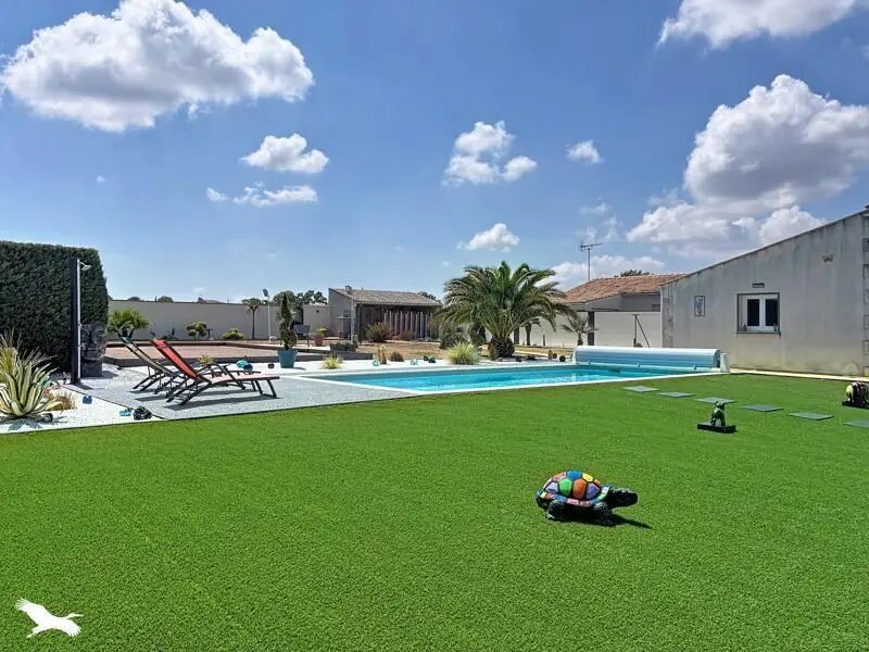 Maison à vendre, 120m², Thénac