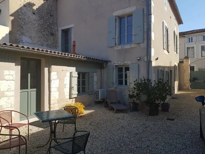 Maison à louer, 140m², La Rochefoucauld
