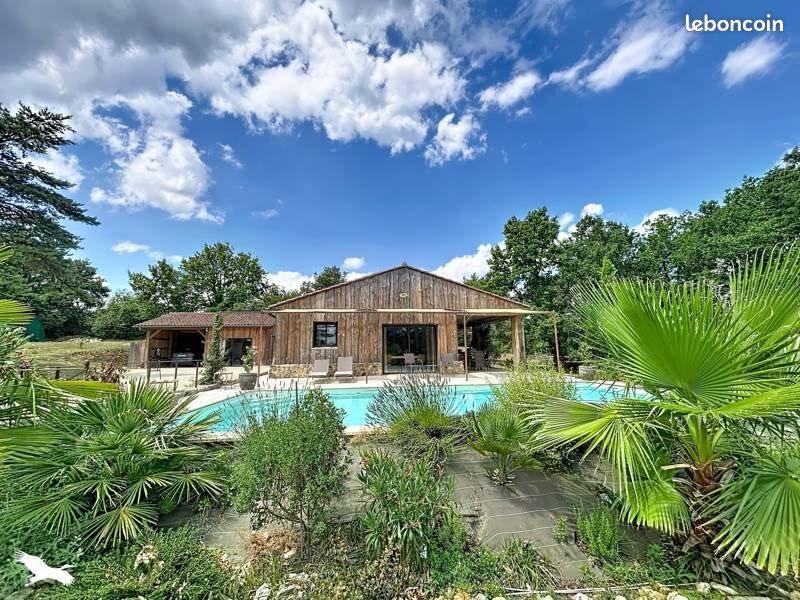 Maison à vendre, 138m², Saint-Mayme-de-Péreyrol