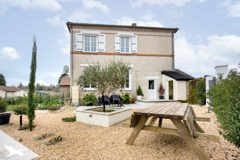 Maison à vendre, 117m², La Chapelle-Montbrandeix