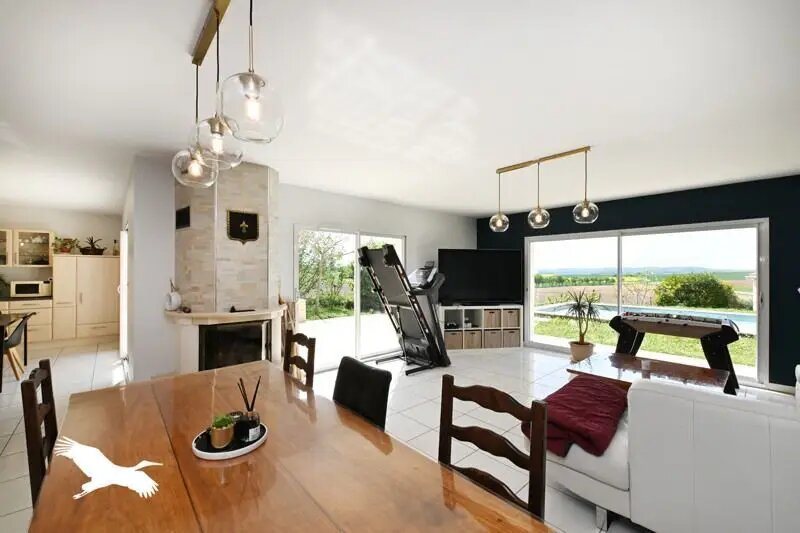 Maison à vendre, 140m², Villebois-Lavalette