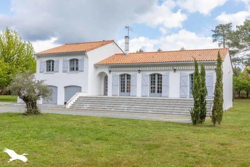 Maison à vendre, 192m², Hourtin