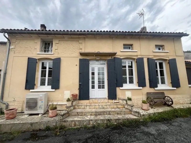 Maison à vendre, 106m², Grézillac