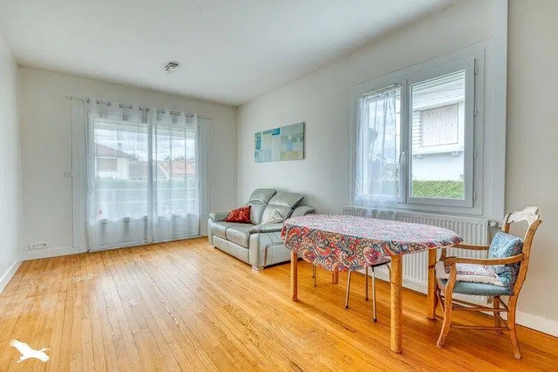 Maison à vendre, 102m², Pineuilh