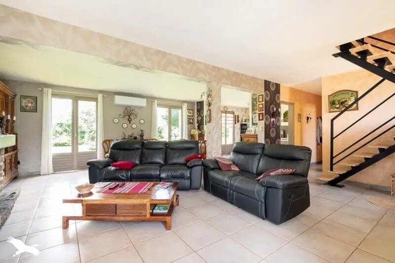 Maison à vendre, 136m², Kernilis