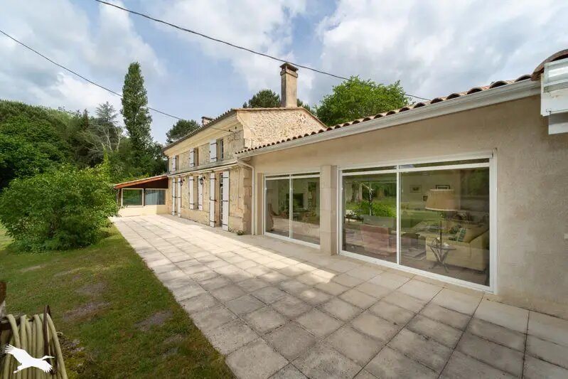 Maison à vendre, 350m², Saint-Christoly-de-Blaye