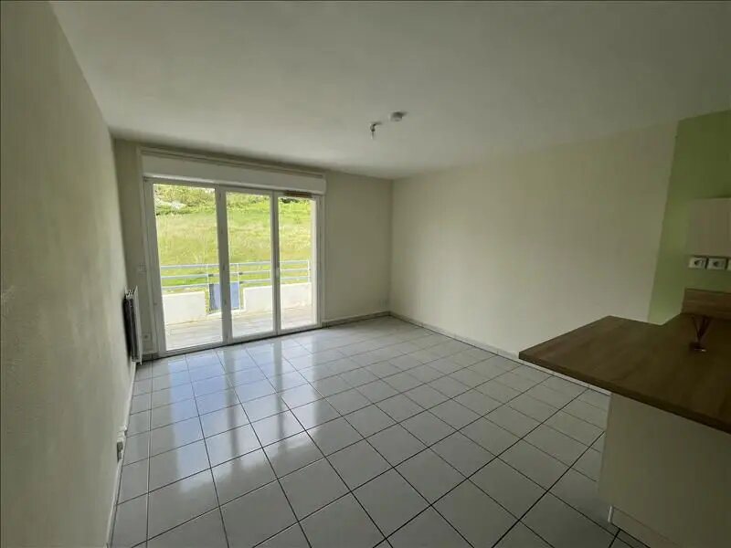 Appartement à louer, 55m², Mirambeau