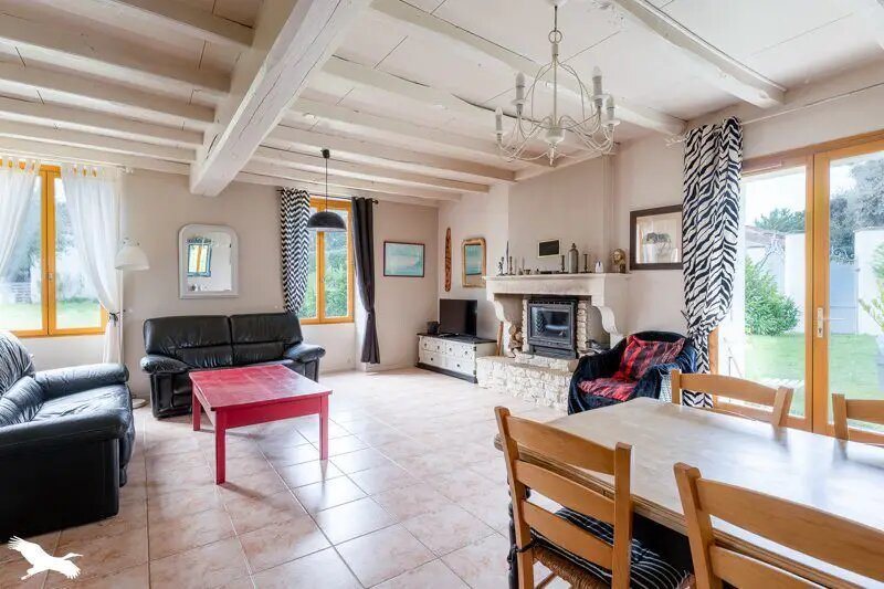 Maison à vendre, 240m², Saint-Martin-de-Juillers
