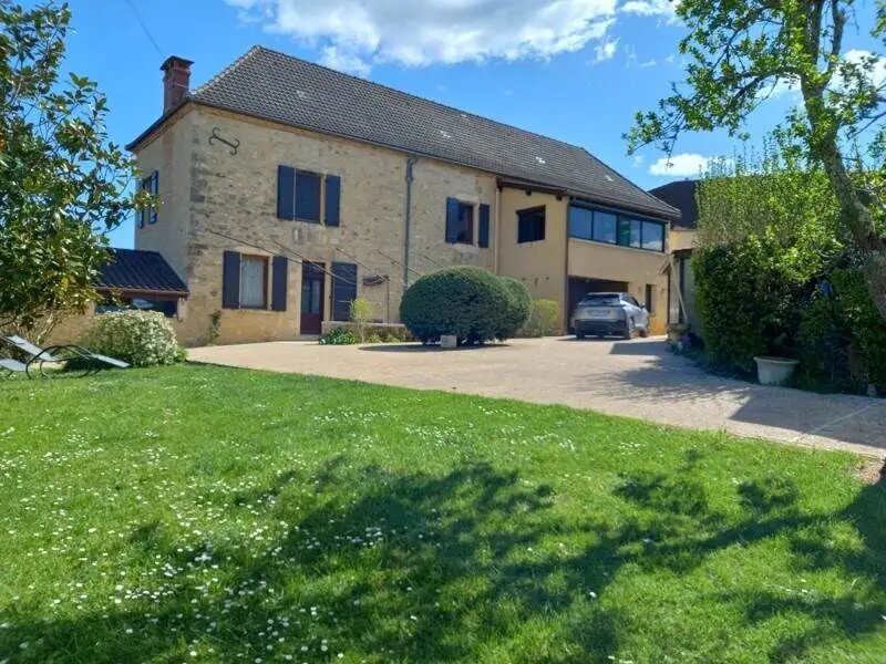 Maison à vendre, 185m², Gourdon