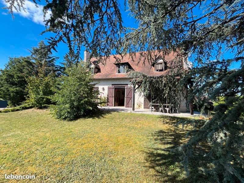 Maison à vendre, 200m², Brive-la-Gaillarde
