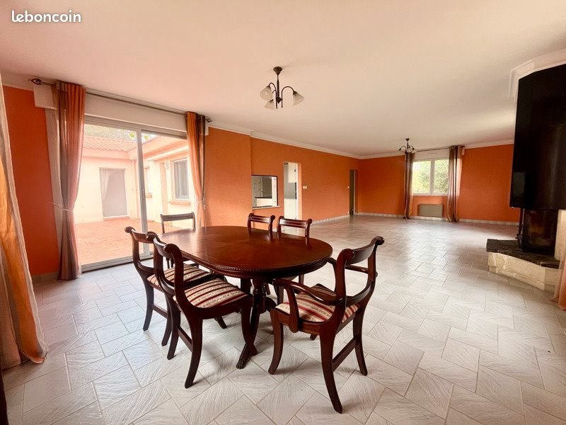 Maison à vendre, 190m², Nesmy