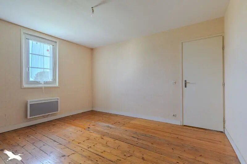 Appartement à vendre, 360m², Saint-Denis-de-Pile