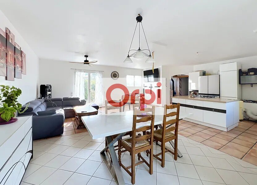 Maison à vendre, 176m², Saint-Cézert
