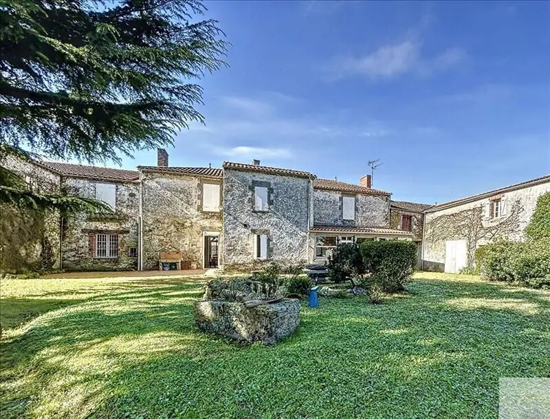 Maison à vendre, 232m², Beaufou