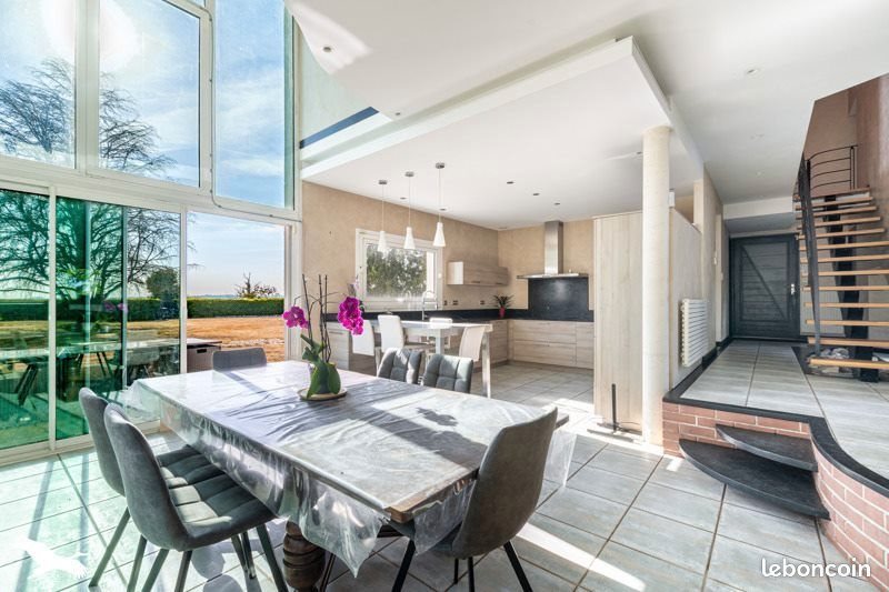 Maison à vendre, 210m², Oradour-sur-Glane