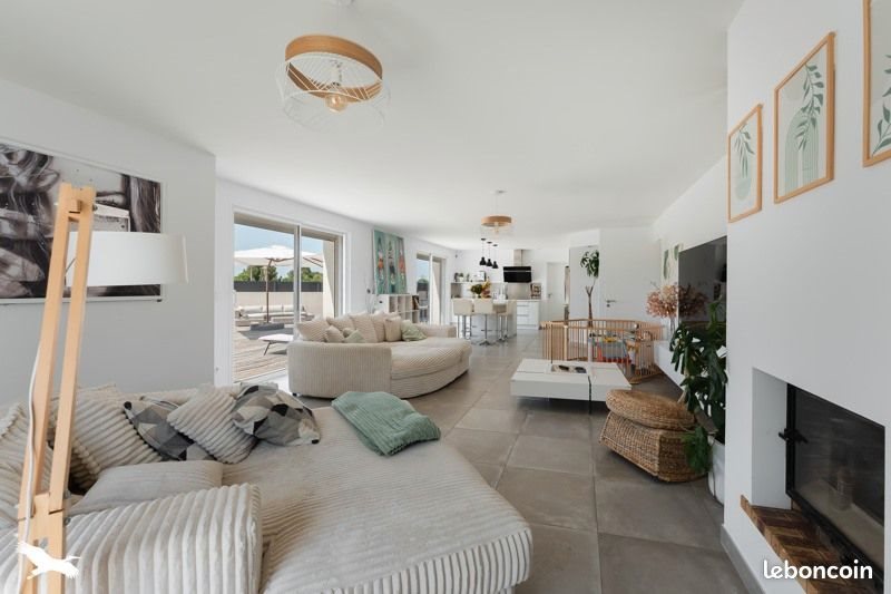 Maison à vendre, 160m², Saint-Aunès